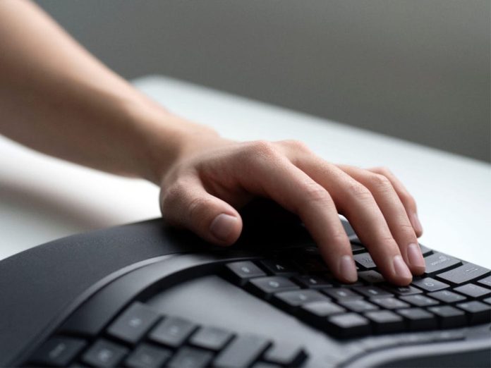 What Is Carpal Tunnel? Interesting Information About CARPAL TUNNEL KEYBOARD, It's Working, Uses, And Different Types Of Carpal Tunnel Keyboard: